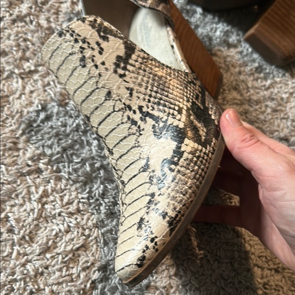 Charles by Charles David Ankle Boot - Picture 4 of 5